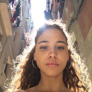 Meet your Posher, Renita